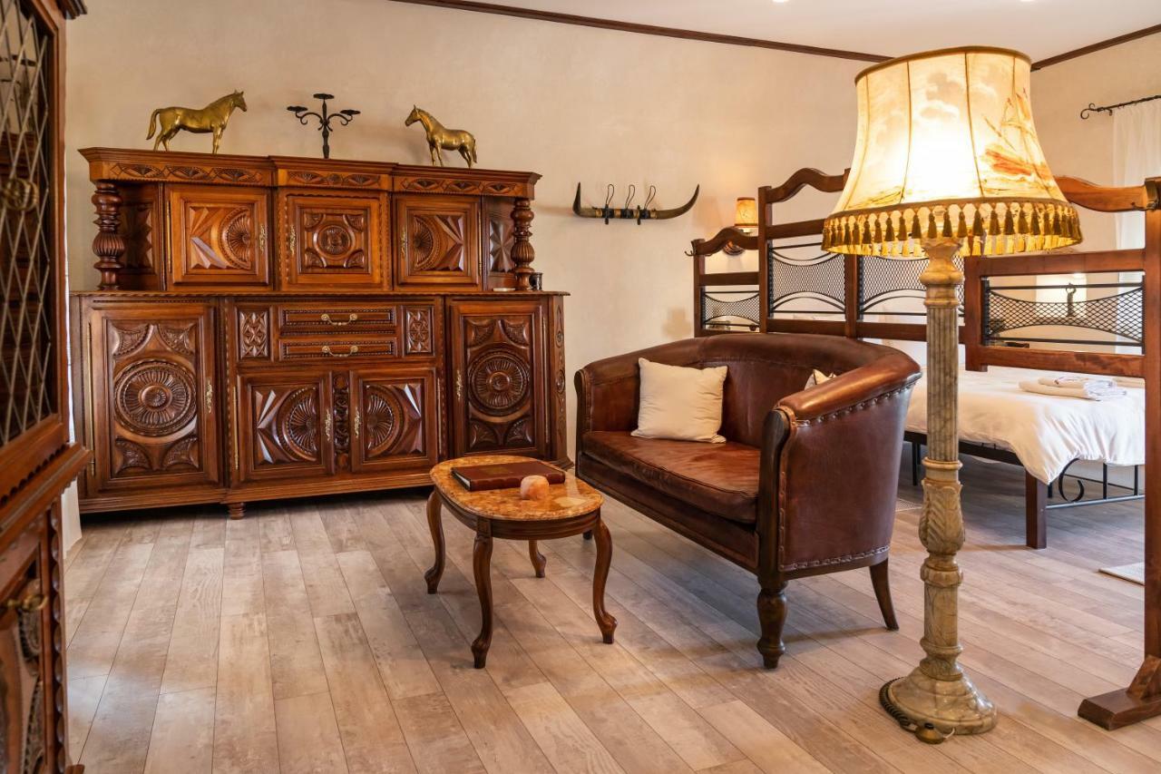 וליקו טורנובו Historic Apartment In The Heart Of The City מראה חיצוני תמונה