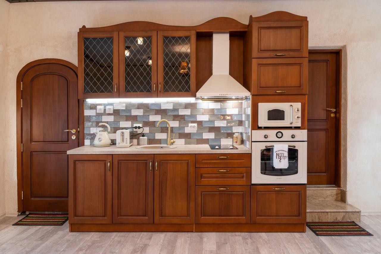 וליקו טורנובו Historic Apartment In The Heart Of The City מראה חיצוני תמונה