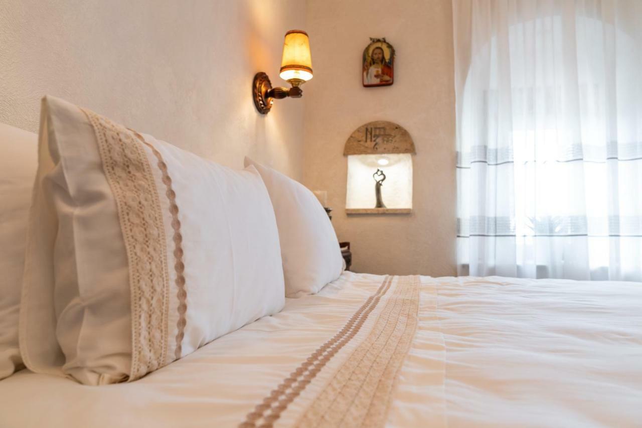 וליקו טורנובו Historic Apartment In The Heart Of The City מראה חיצוני תמונה