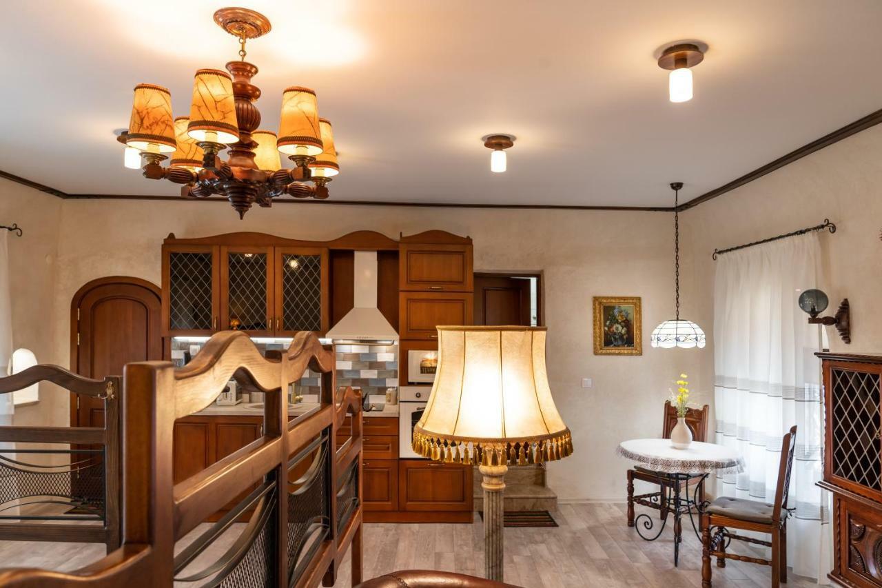 וליקו טורנובו Historic Apartment In The Heart Of The City מראה חיצוני תמונה