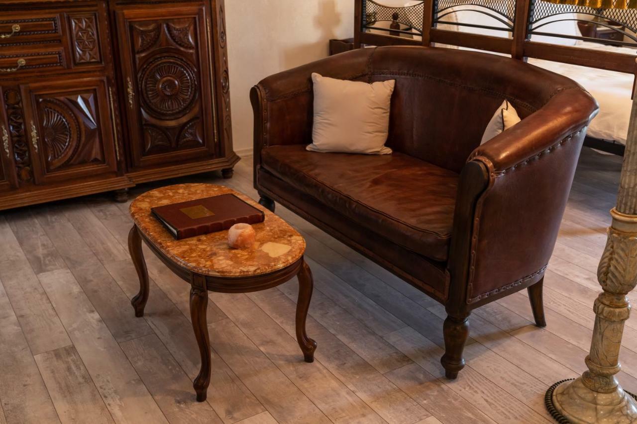 וליקו טורנובו Historic Apartment In The Heart Of The City מראה חיצוני תמונה